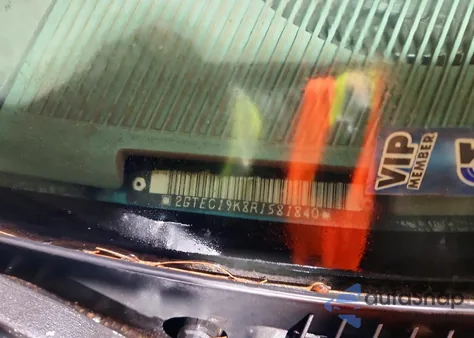 1994 GMC Sierra C1500 z USA, uszkodzony, nr VIN 2GTEC19K8R1581840